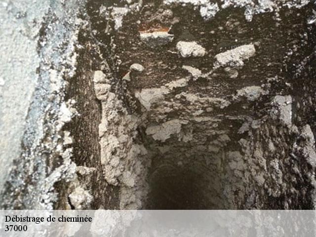 Débistrage de cheminée 37000